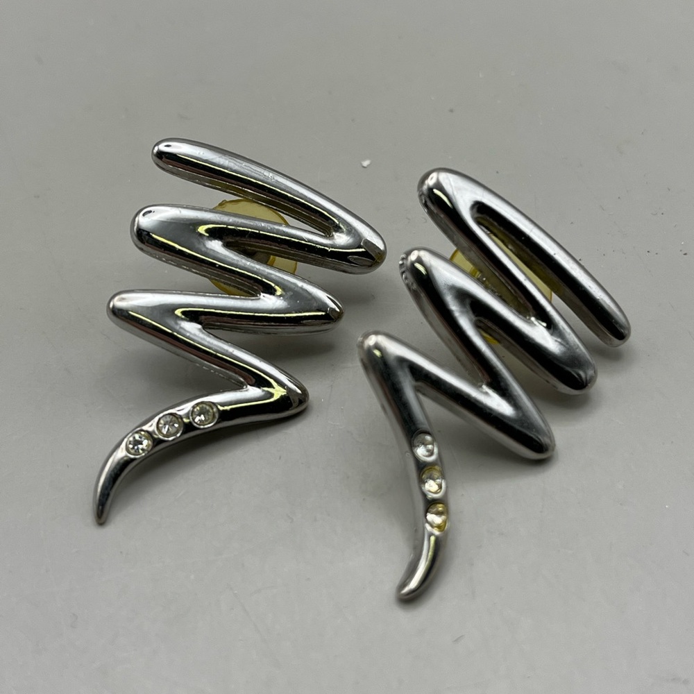 1980 Vintage 1980 Silver Zigzag Silver Toned Stud Earrings with Crystal Accents